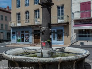 La Fontaine Place du Marché