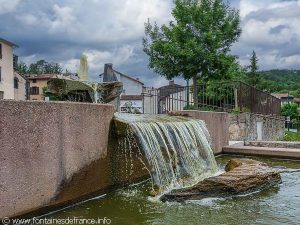 La Fontaine rue Pasteur