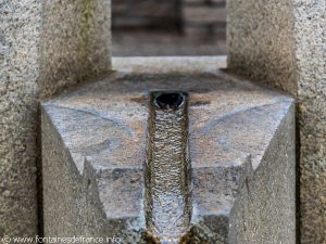 La Fontaine Place St-Julien