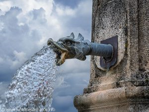 La Fontaine Place de la Gargouille