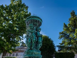 La Fontaine Square Jean Desriot