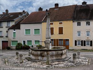 La Fontaine Place des Halles