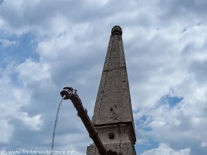 La Fontaine Place des Halles