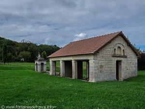 La Fontaine et le Lavoir