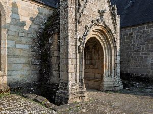 La Fontaine dédiée à St-Galoneg