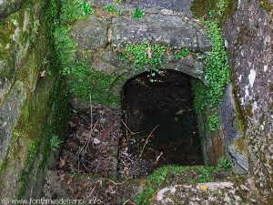 La Fontaine dédiée à St-Galoneg