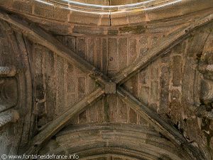 Voûte du porche sud de l'église St-Demet