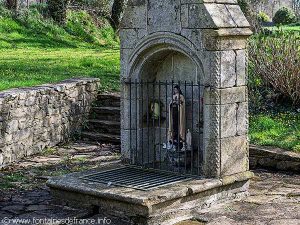 La Fontaine de la Chapelle N-D de Kérinec