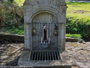 La Fontaine de la Chapelle N-D de Kérinec