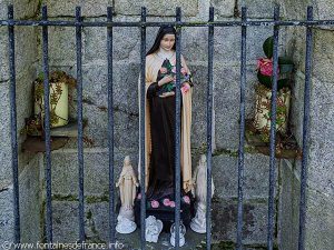 La Fontaine de la Chapelle N-D de Kérinec