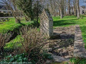La Fontaine de la Chapelle N-D de Kérinec