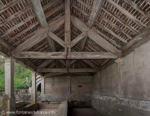 La Fontaine et le Lavoir de Motey