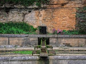 La Source, le Lavoir, l'Abreuvoir