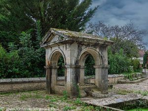 La Fontainre rue de la Fontaine à Cubry
