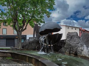 La Fontaine Place du Poids de Ville