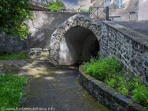 La Fontaine de Clémensat