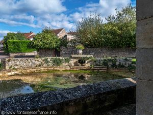 Source dite Du Fer à Cheval