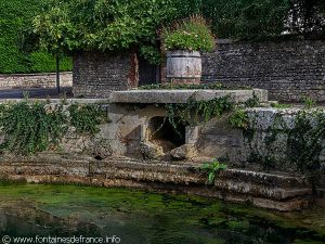 Source dite Du Fer à Cheval