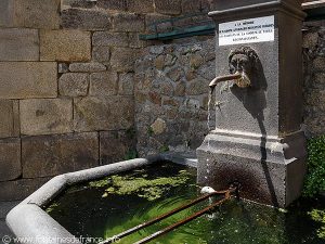 La Fontaine de l'Eglise