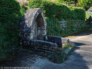 La Fontaine de la Chapelle St-Guénolé