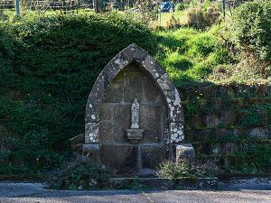 La Fontaine de la Chapelle St-Guénolé