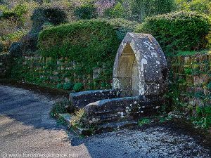 La Fontaine de la Chapelle St-Guénolé