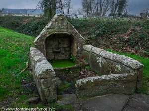 La Fontaine St-Cadou
