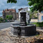 La Fontaine Place Pallet