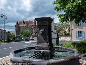 La Fontaine Place Pallet