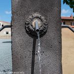La Fontaine Place Pallet