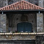 Portail de l'entrée de l'église St-Amand