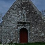 Portail de la chapelle N-D du Vrais Secours