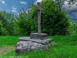 Le Crucifix