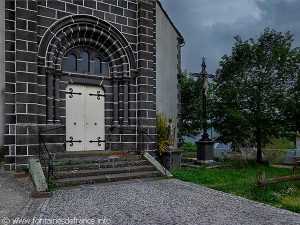 Porche de l'église St-Bonnet