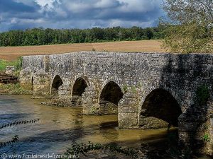 Le Pont sur le Salon