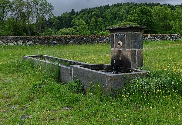 La Fontaine Place des Tilleuls La Fontaine Place des Tilleuls