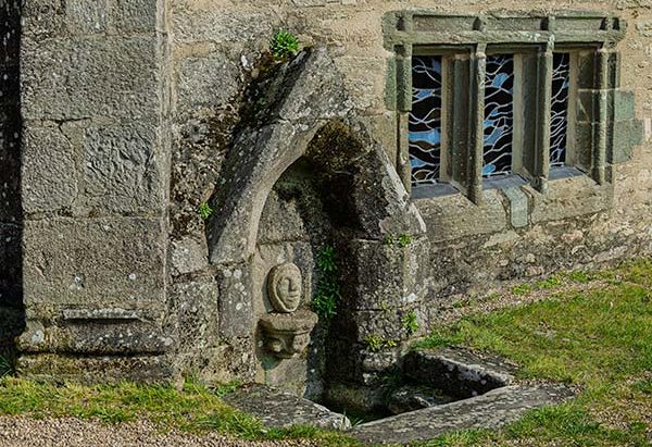 Fontaine de la Chapelle St-Philibert Fontaine de la Chapelle St-Philibert