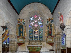 Verrière du choeur de l'église St-Cuffan