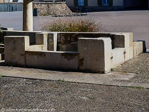 La Fontaine et le Lavoir