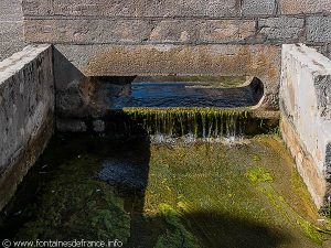 La Fontaine et le Lavoir