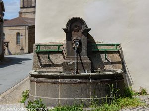 La Fontaine Chemin du Pouhet