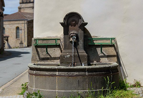 La Fontaine Chemin du Pouhet La Fontaine Chemin du Pouhet