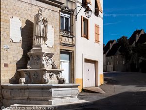 Fontaine St-Pierre Fourrier restaurée