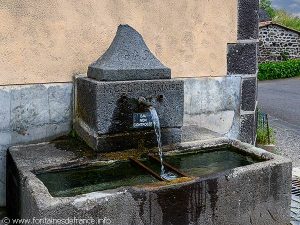 La Fontaine rue de la Combe