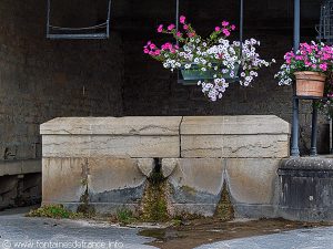 La Fontaine et le Lavoir