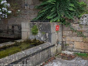 La Fontaine et le Lavoir