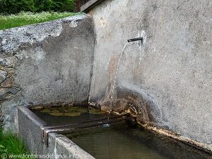 La Fontaine rue des Bacauds