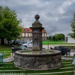La Fontaine Place du désert
