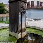 La Fontaine Place du désert