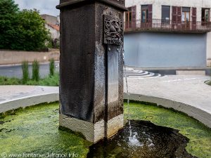 La Fontaine Place du désert